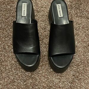 Steve Madden Black Leather Slide Platform Mules